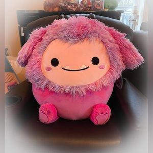 NWT’s Woxie the Bigfoot 14 inch Squishmallow